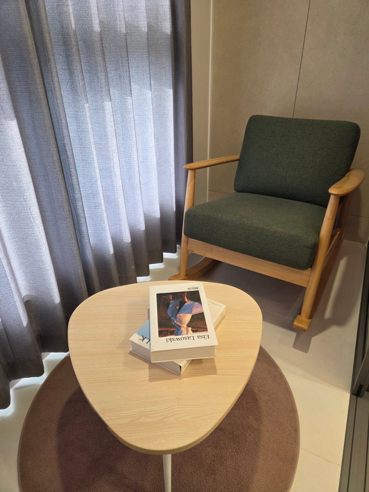 부산 서면 한가운데에서 숙소를 찾는다면 '쏘타스위트'를 추천합니다!