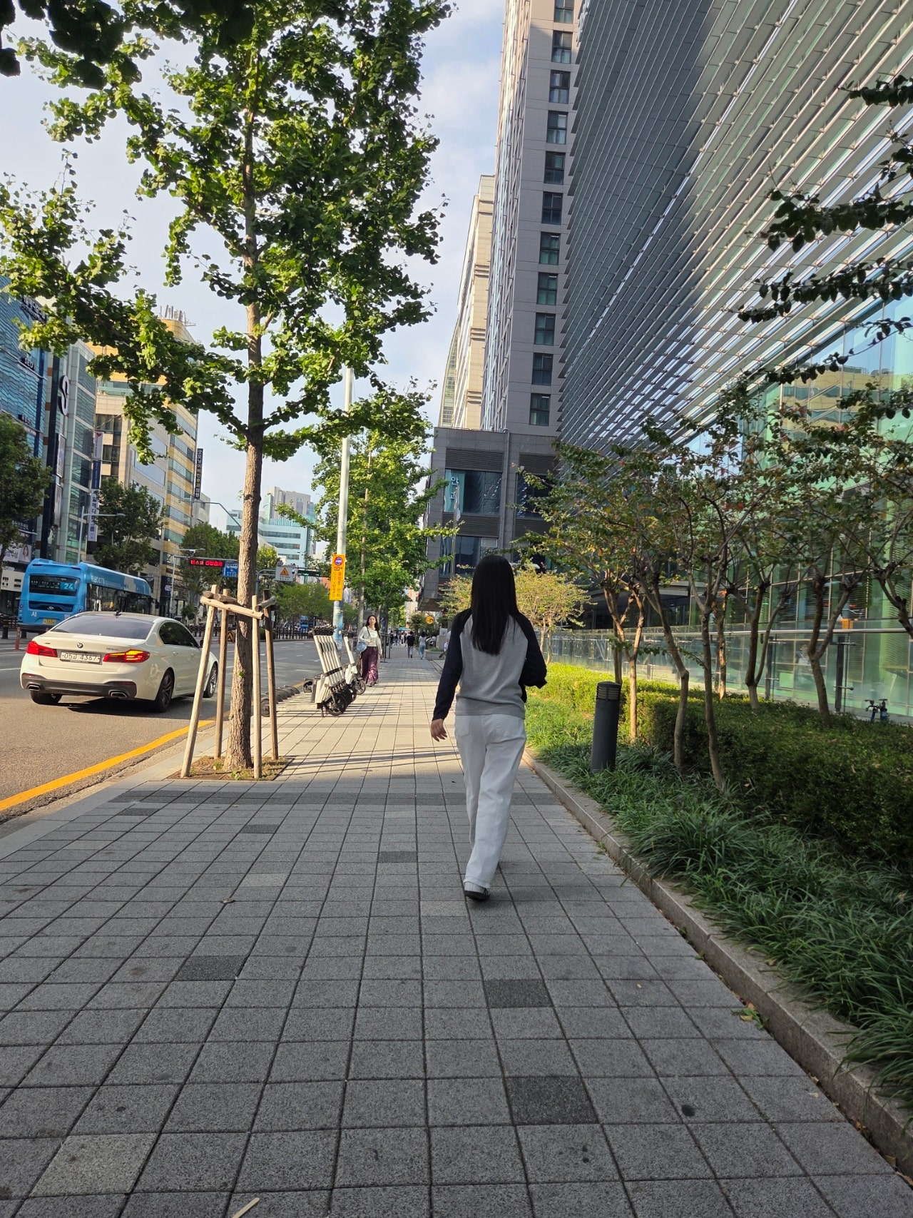 부산 서면 한가운데에서 숙소를 찾는다면 '쏘타스위트'를 추천합니다!