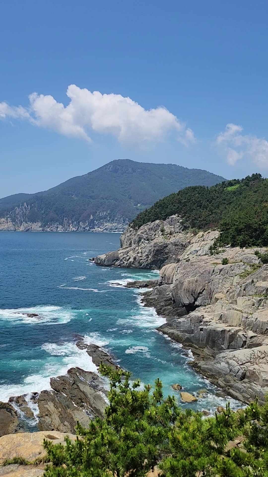 출렁다리를 향해 가는 길의 절경