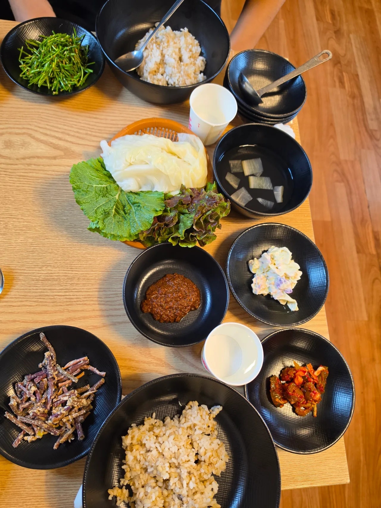 강릉 금진해변 조개잡이하고 탑스텐호텔 금진온천 수영장 해변횟집 모듬회 서울식당 매운탕까지 온가족 마지막여름을 즐기고 왔어요