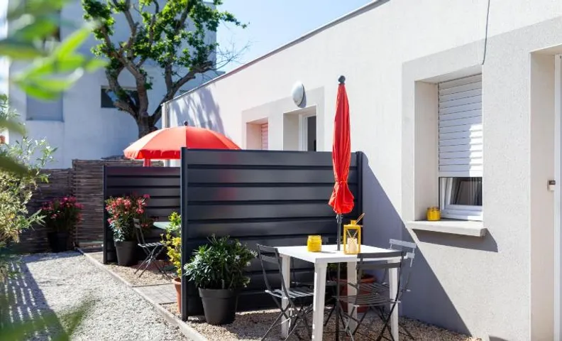 La Residence Salamandre ideal couples & familles grands studios a Saint-Marc-sur-mer a 500m des plag