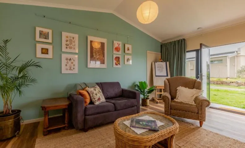 Meander Retreat - Garden Studio with dog park