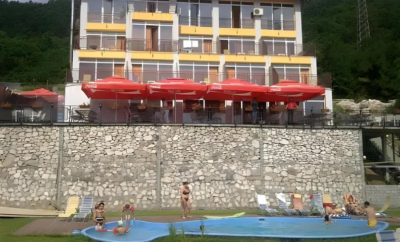 Pensiunea Decebal Resort - Cazanele Dunarii
