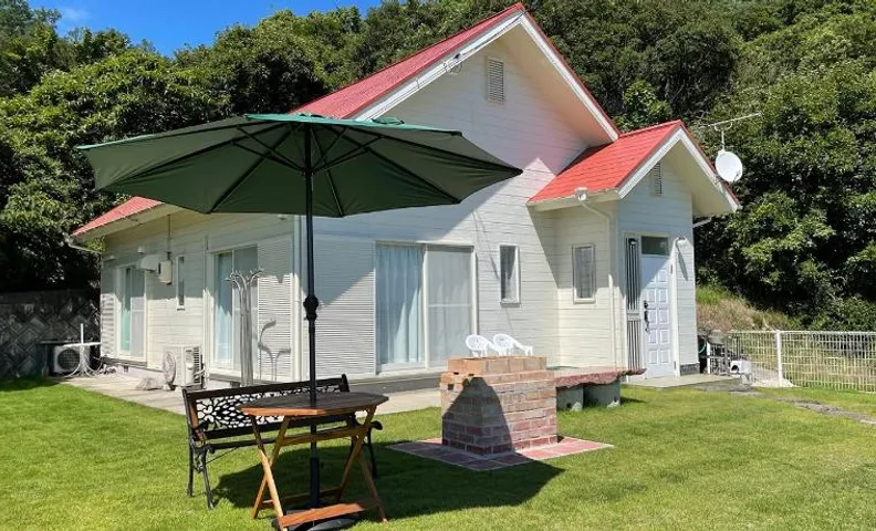 Holiday Villa 旅生