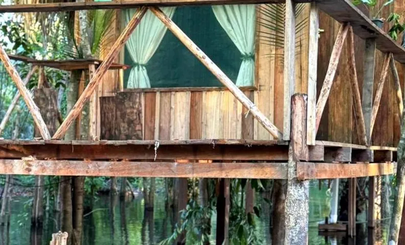 Hotel Arara Azul