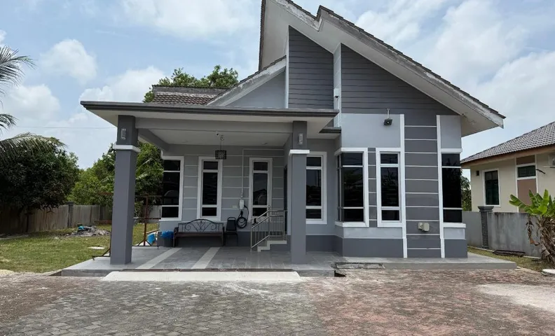 파시르 푸티의 방갈로 (156m², 침실 4개, 프라이빗 욕실 4개)