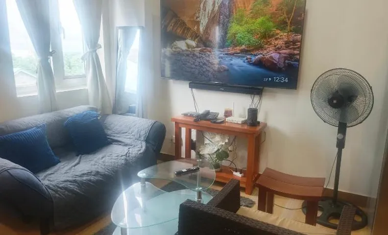 Happy Stays A - 300mbps - 65"TV NetFlix, Disney - Washer