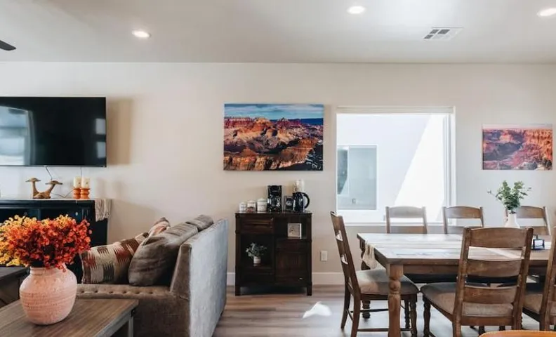 Grand Canyon-4bed,3bath,hot tub