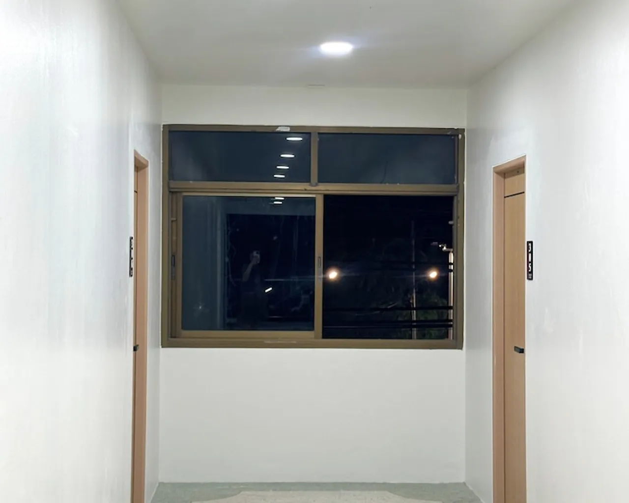 실내 입구