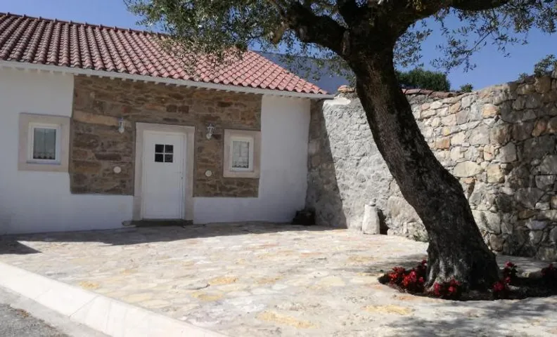 Casa da Figueirinha