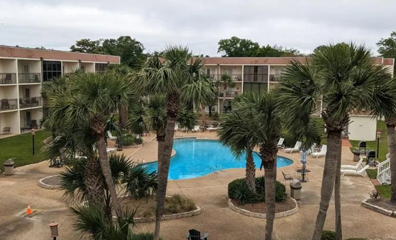 Biloxi Beach Condo-B