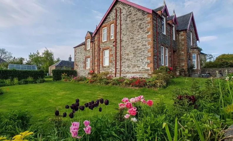 Drumfearne Guesthouse & Tearoom