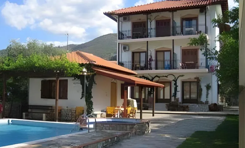 Pagaseon Rooms and Apartments