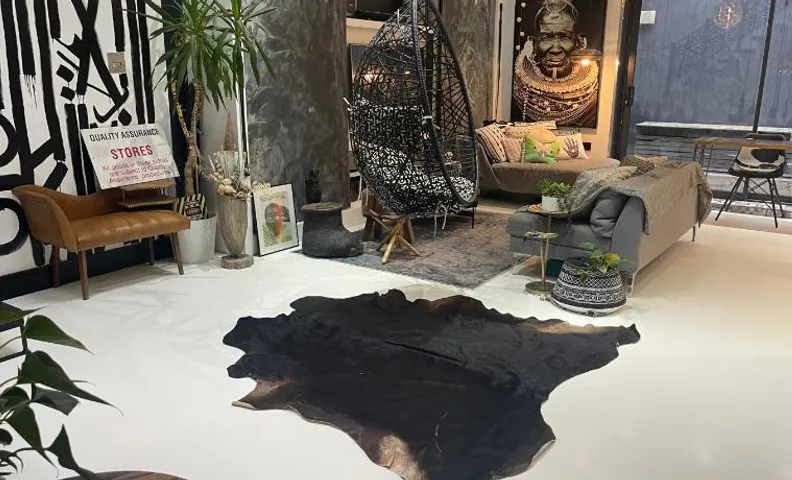 Unique and Artsy Holiday Shared Home