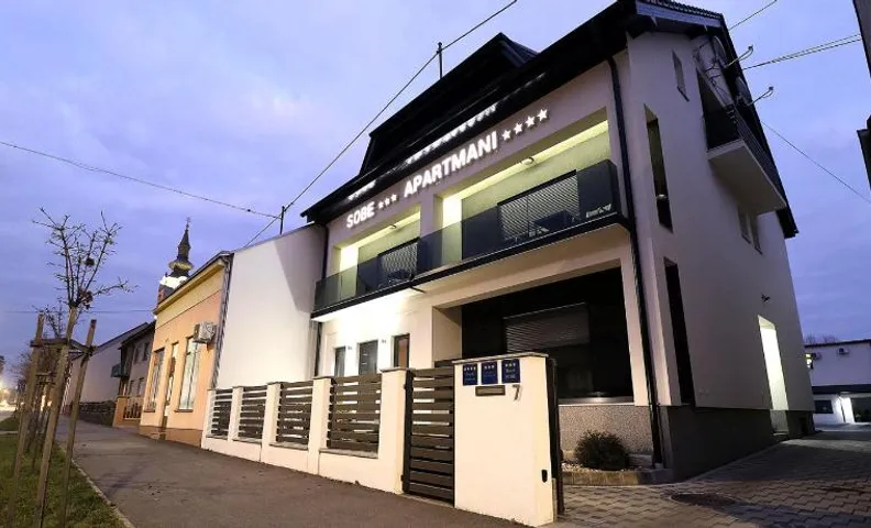 Apartmani i sobe Laganini