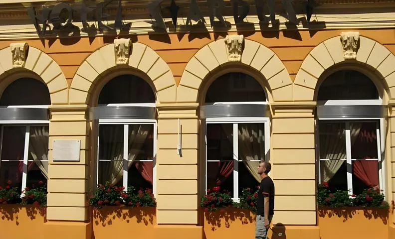 Hotel Stardust