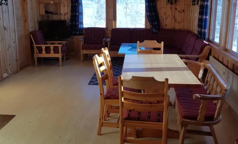 Solstua Three-bedroom Cottage