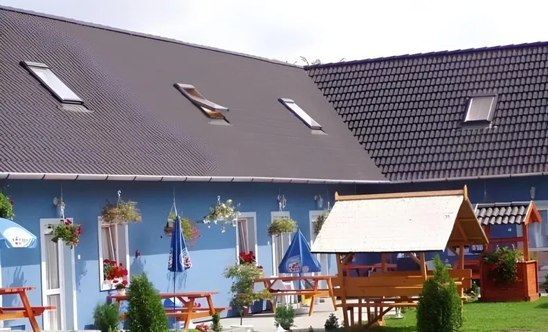 Kek Laguna Wellness Apartmanok