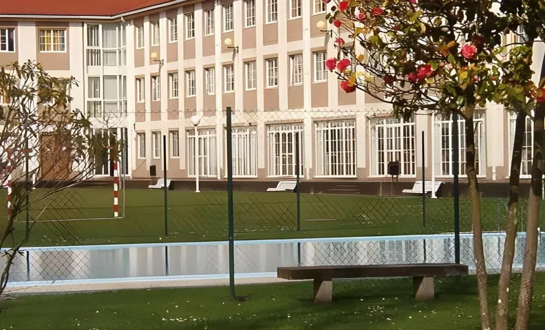 Residencia Universitaria Resa Siglo XXI