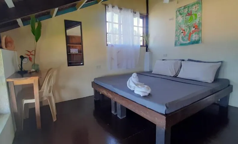 BlueWave Surf Stay