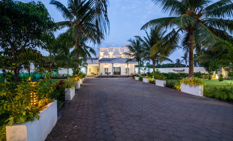 Truliv Villa Cabana–Luxury 4BHK Seaview/ Pool, ECR