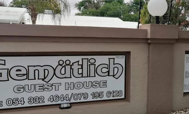 Gemutlich Guesthouse