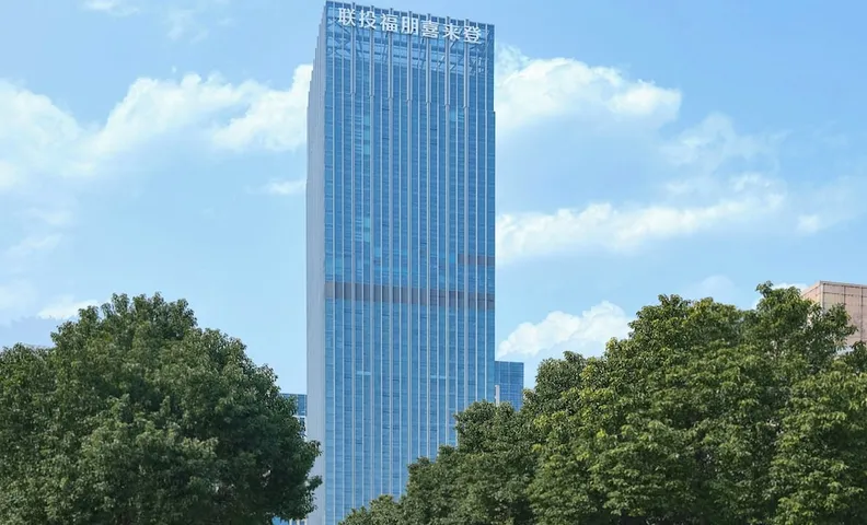 포 점츠 바이 쉐라톤 우한, 장샤