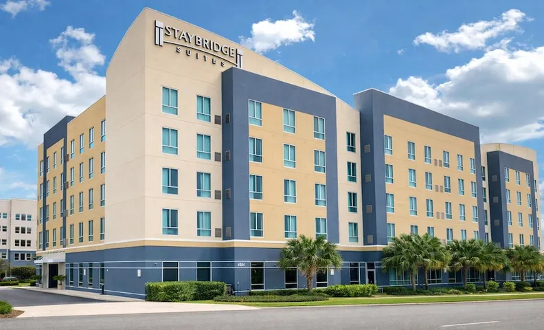 스테이브리지 스위트 세인트피터즈버그 다운타운 바이 IHG