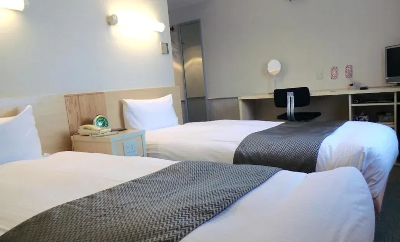 Global Hotel