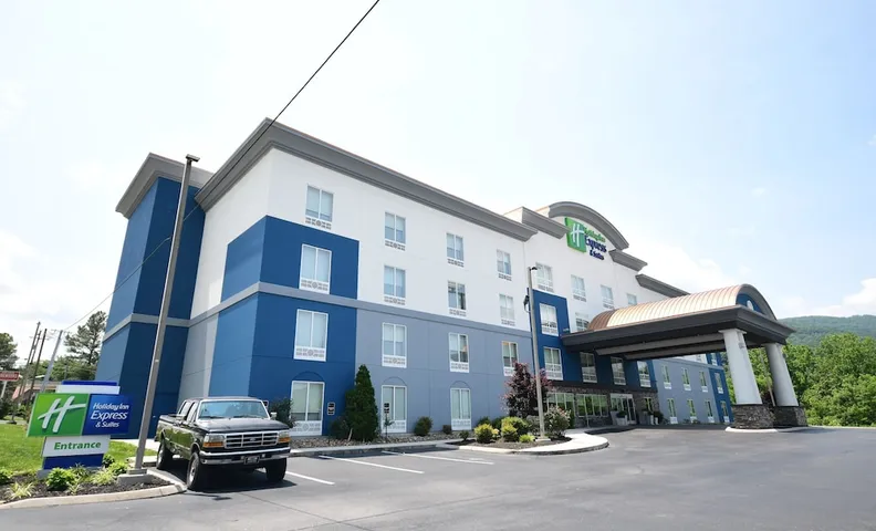 홀리데이 인 익스프레스 & 스위트, 캐리빌, IHG 제공