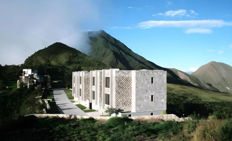 Hotel El Cráter