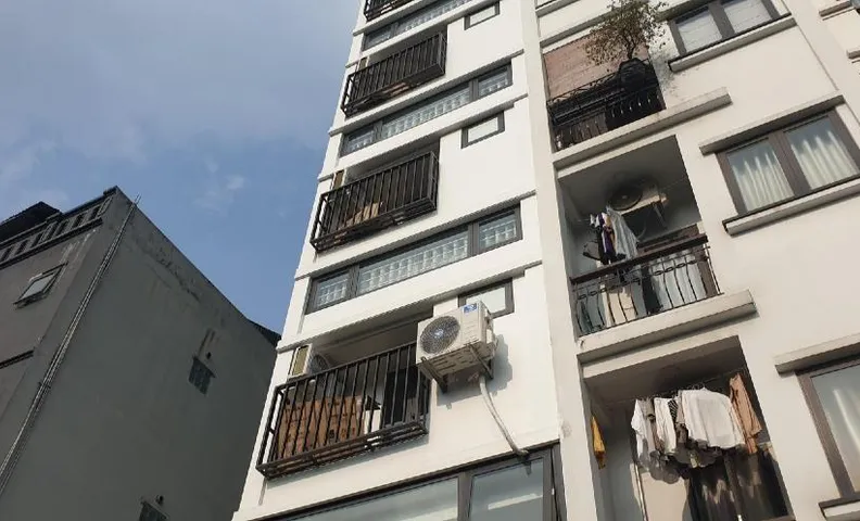 에라 아파트먼트 동 탁