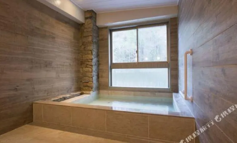 Kitashirakawa Natural Radium Onsen