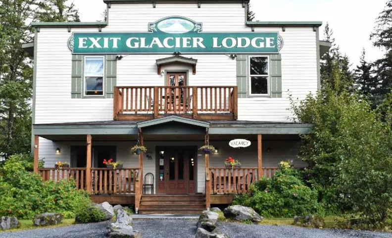 Exit Glacier Lodge
