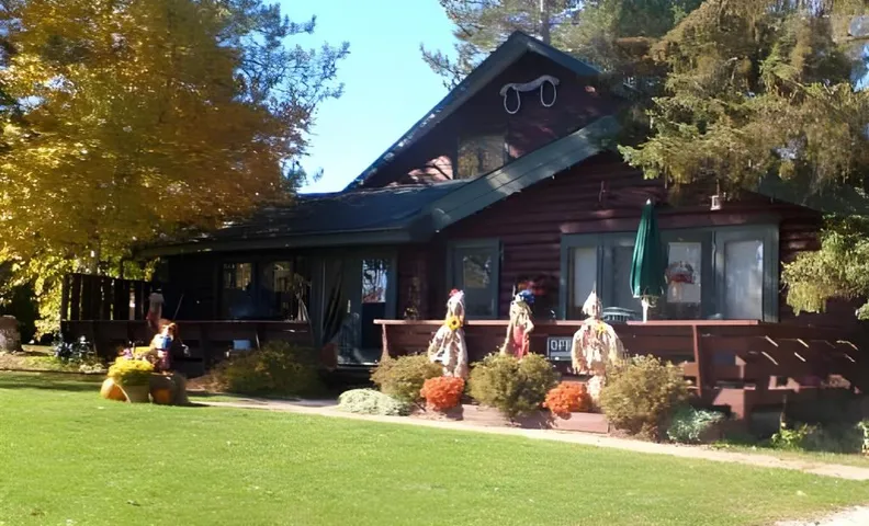 Lakewoods Cottage