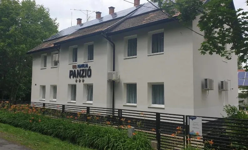 Kid Família Panzió Balatonszárszó