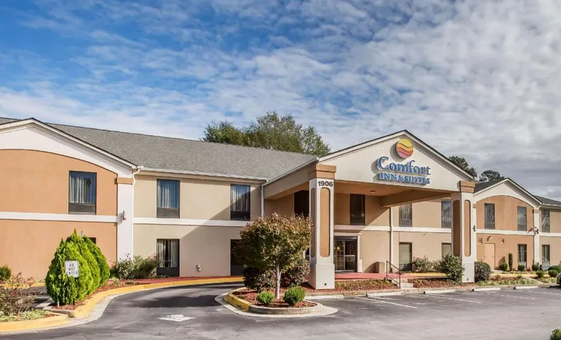 Comfort Inn & Suites Griffin North