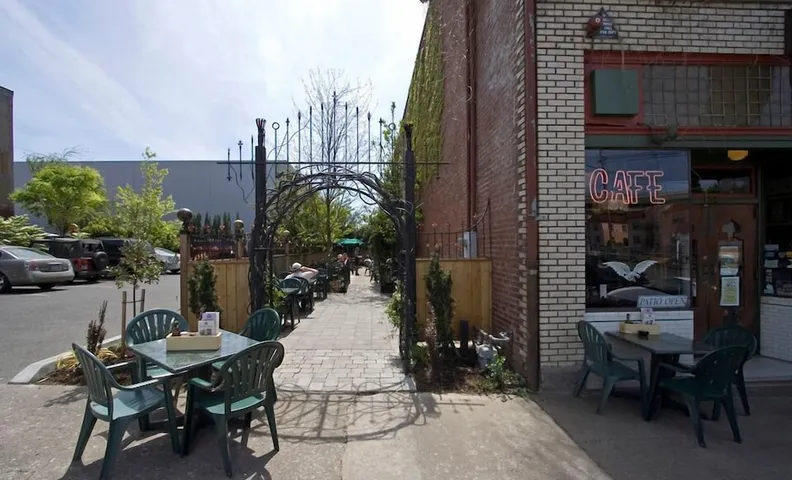 McMenamins 화이트 이글