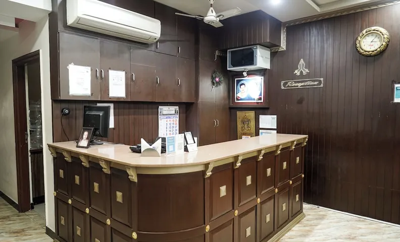 Thai Residency - Opp to Bus Stand