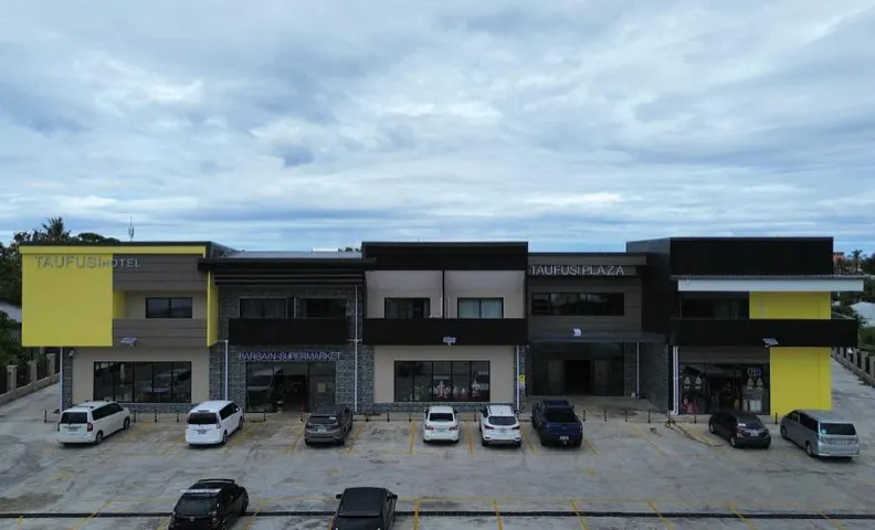 Taufusi Hotel