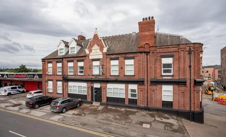 Dusties Hotel