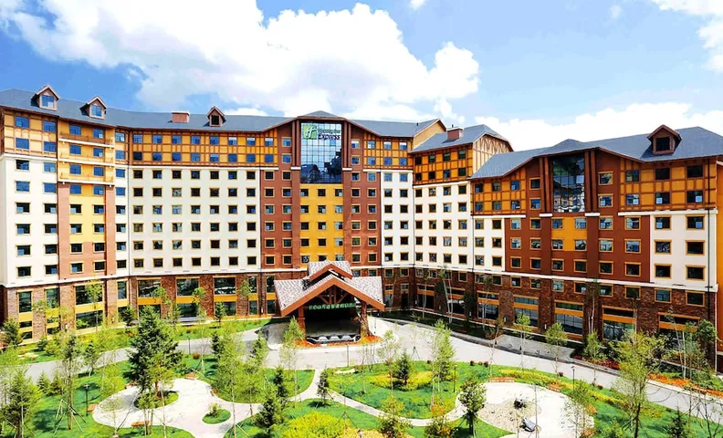 홀리데이 인 익스프레스 창바이산, IHG