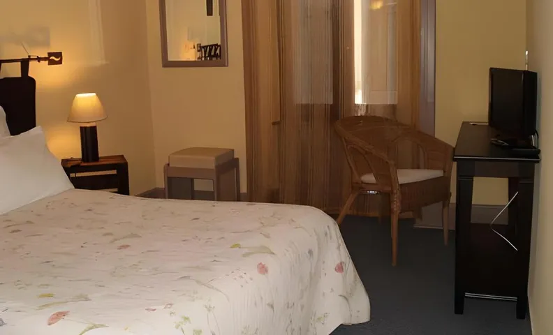 Hotel des Alpes