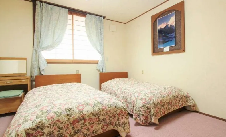 Pension Azeria
