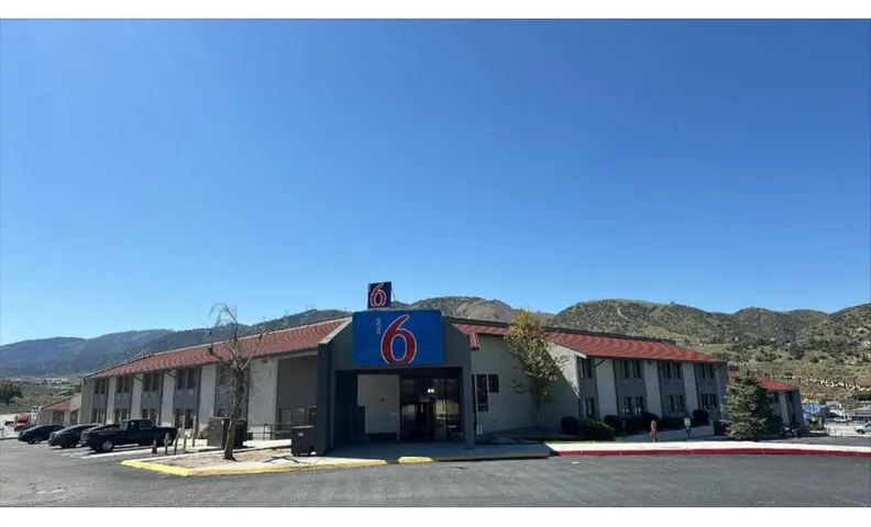 Motel 6 Lebec, CA