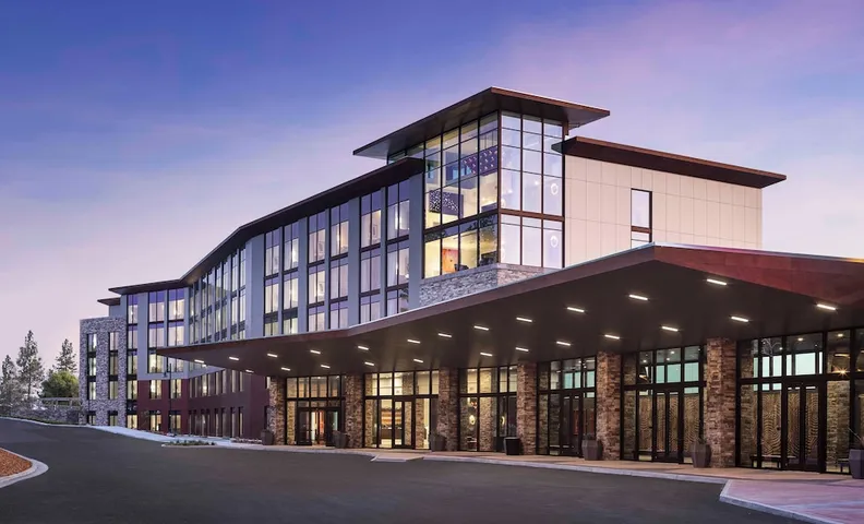Red Hawk Resort & Casino