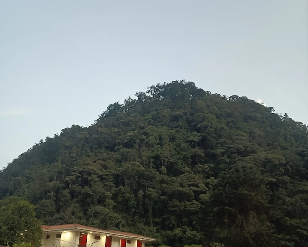 숙소 앞