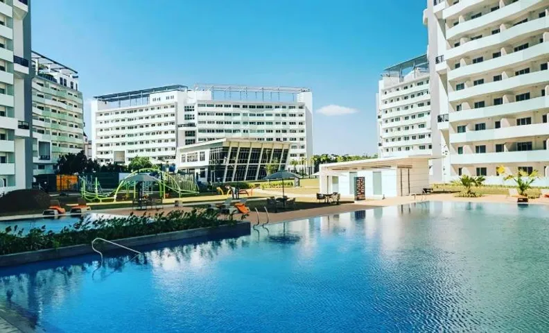 Acellyne's Suites at The Residences at Commonwealth by Century