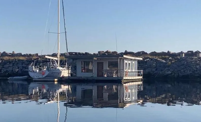Sætervika Floating home