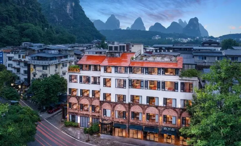 Yangshuo Lisa Boutique Hotel